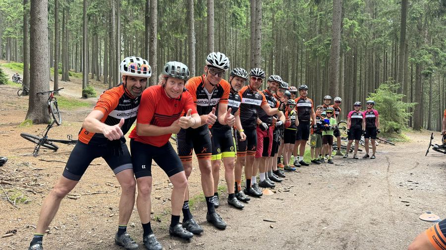 Účastníci MTB kempu Alltraining
