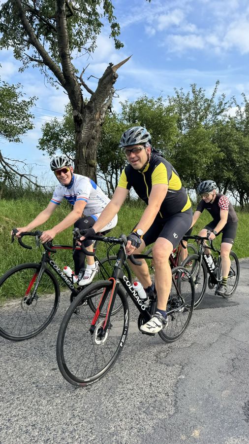 Účastníci silničního víkendu Alltraining
