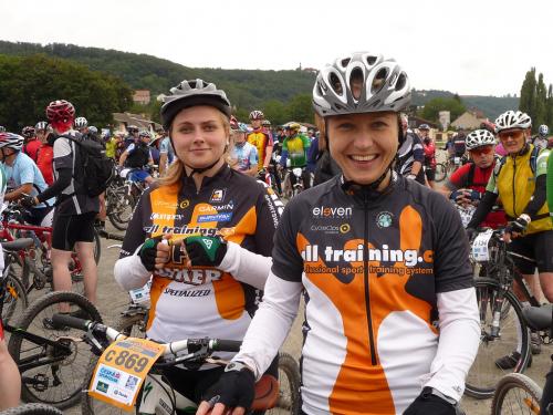 Super Bikeři na Karlštejn Tour