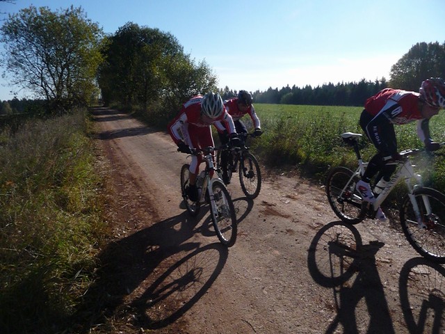 Podzimní MTB kemp Hostinné 3. den - Rozcvička a nácvik tréninkové prvků