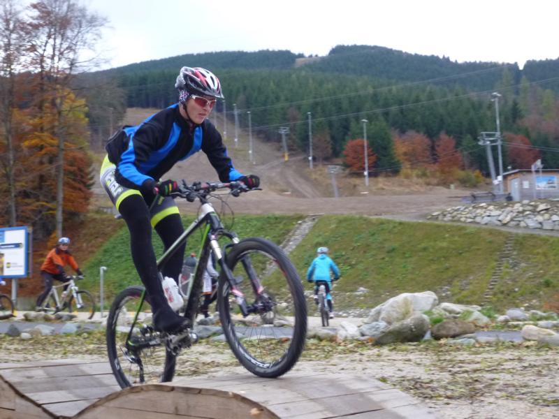 MTB kemp techniky Kouty 18. - 20.10. 2013 obrazem - 1. den