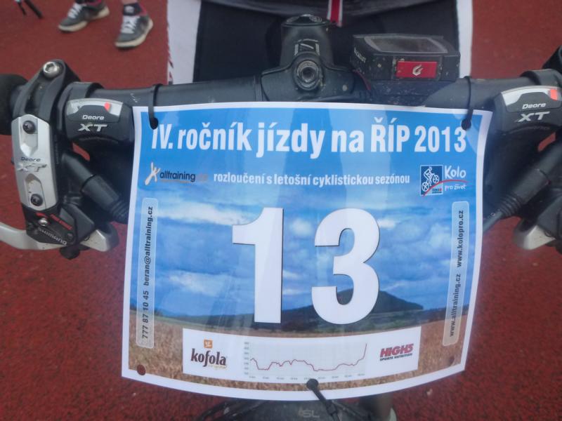 Rozloučení ze sezónou s Alltraining.cz - vyjížďka na bájnou horu Říp, 26. 10. 2013 
