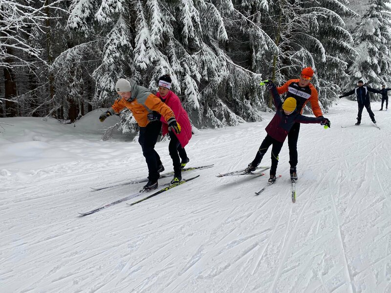 Ski kemp techniky na běžkách odstartoval sportovní sezonu 2022 | obrázek 