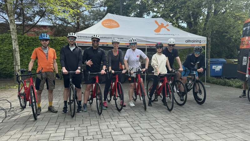 Skvělé odpoledne v sedle: Cyklistika naplno, týmová atmosféra a radost z každého kilometru | obrázek 