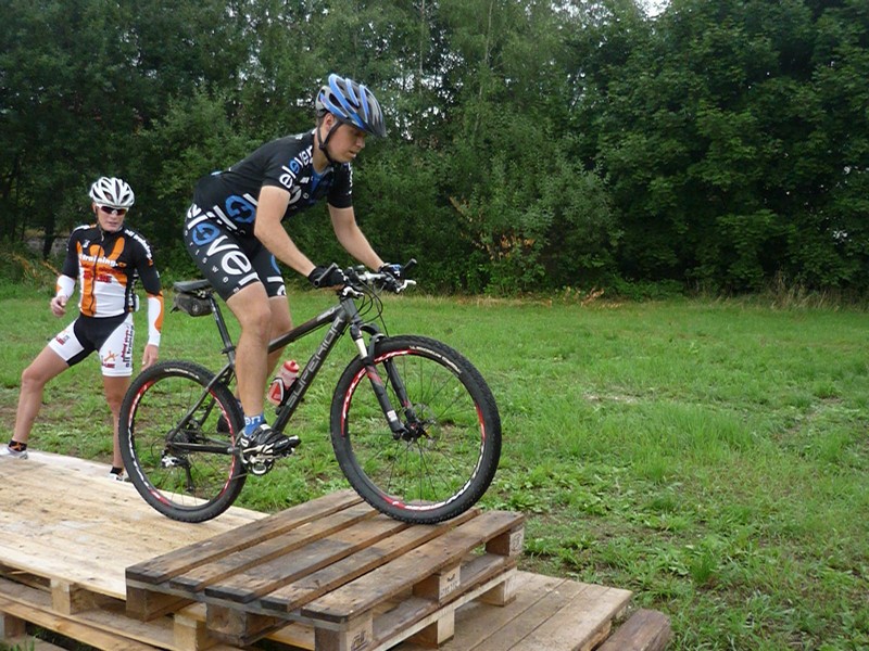 Zážitky z letního tréninkového kempu techniky s Alltraining.cz v Hostinném