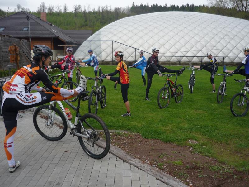 DÍL ČTVRTÝ - OBRATNOST - Aneb mrštný cyklista nemusí být jen mladý cyklista