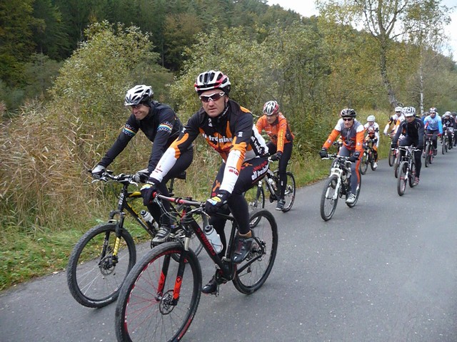 Pojeďte se v sobotu 29. 10. rozloučit s cyklistickou sezónou 2011 na bájný Říp s Alltraining.cz!