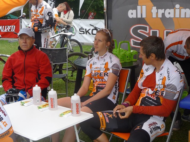 Super Bikerka na stupních vítězů! | obrázek 