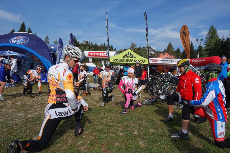 Chytří traséři a SuperBiker se pro letošní rok rozloučili se závodním pelotonem!