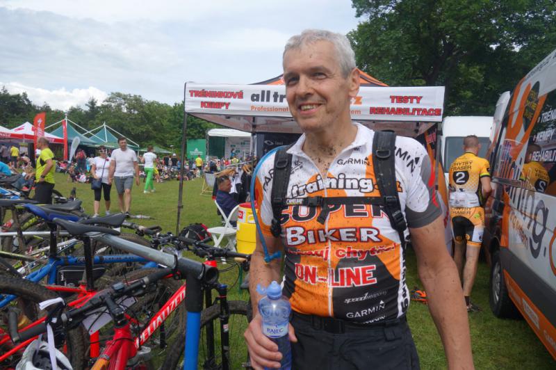 Chytří traséři a SuperBiker od Alltraining.cz provedli cyklisty po březích přehrady Orlík | obrázek 