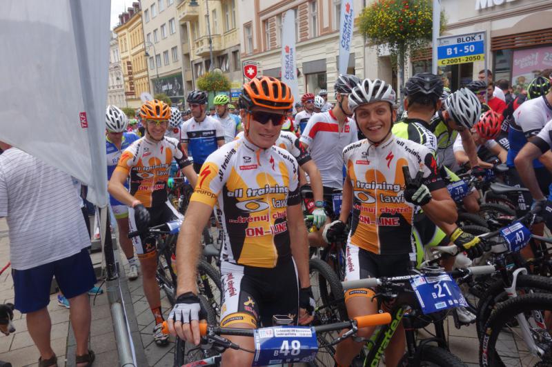 Hana Falcová a Zdeněk Víšek opět i v Karlových Varech zářili na podiu | obrázek 