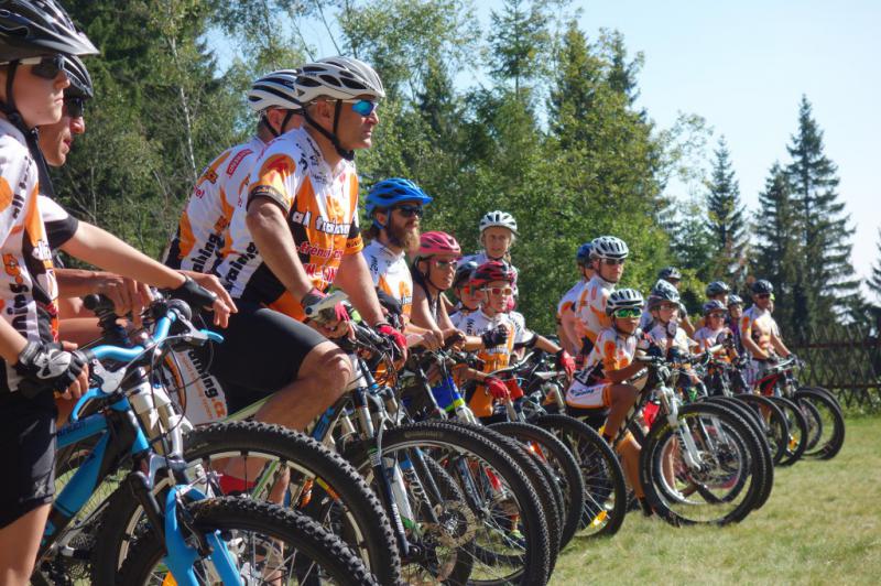 Škola MTB techniky na Churáňově připravila bikery na všechny překážky | obrázek 