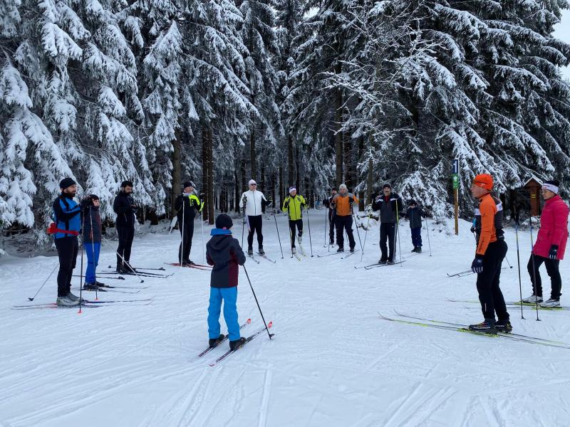 Ski kemp techniky na běžkách odstartoval sportovní sezonu 2022 | obrázek 