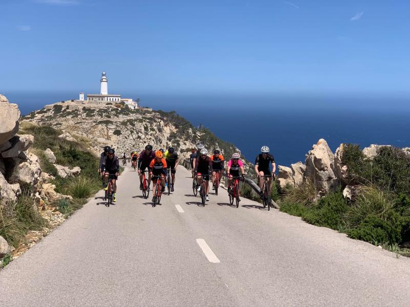 Velikonoční Mallorca zalitá sluncem s letními teplotami a pohodovou atmosférou | obrázek 